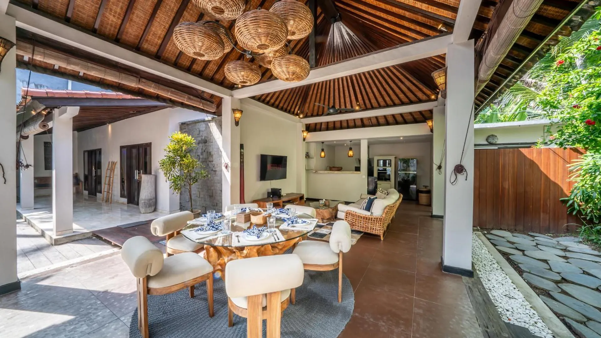 סמיניאק Villa Koala, 2Br Close To W, Potato Head And Shi Shi